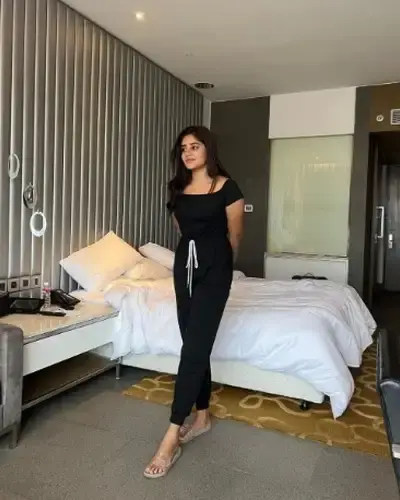 Call Girls Phulpur Cash On Delivery
